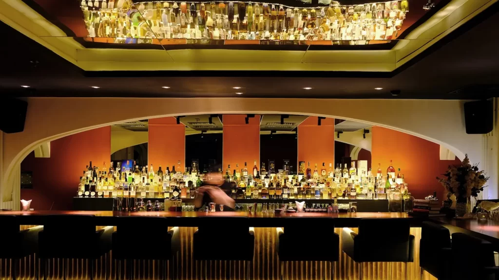 bespoke travel - HCMC nighlife - curated nightlife - luxury travel - Ho Chi Minh City – Elysian Escapades